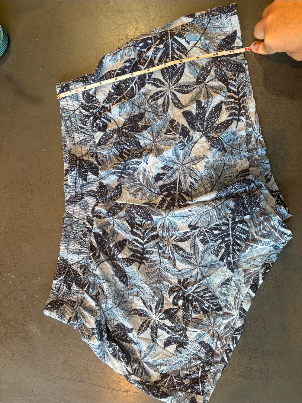 Toad & co Women’s Tropical Print athletic Shorts in Navy and White.